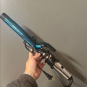 BabyLiss pro nano titanium Curling Iron